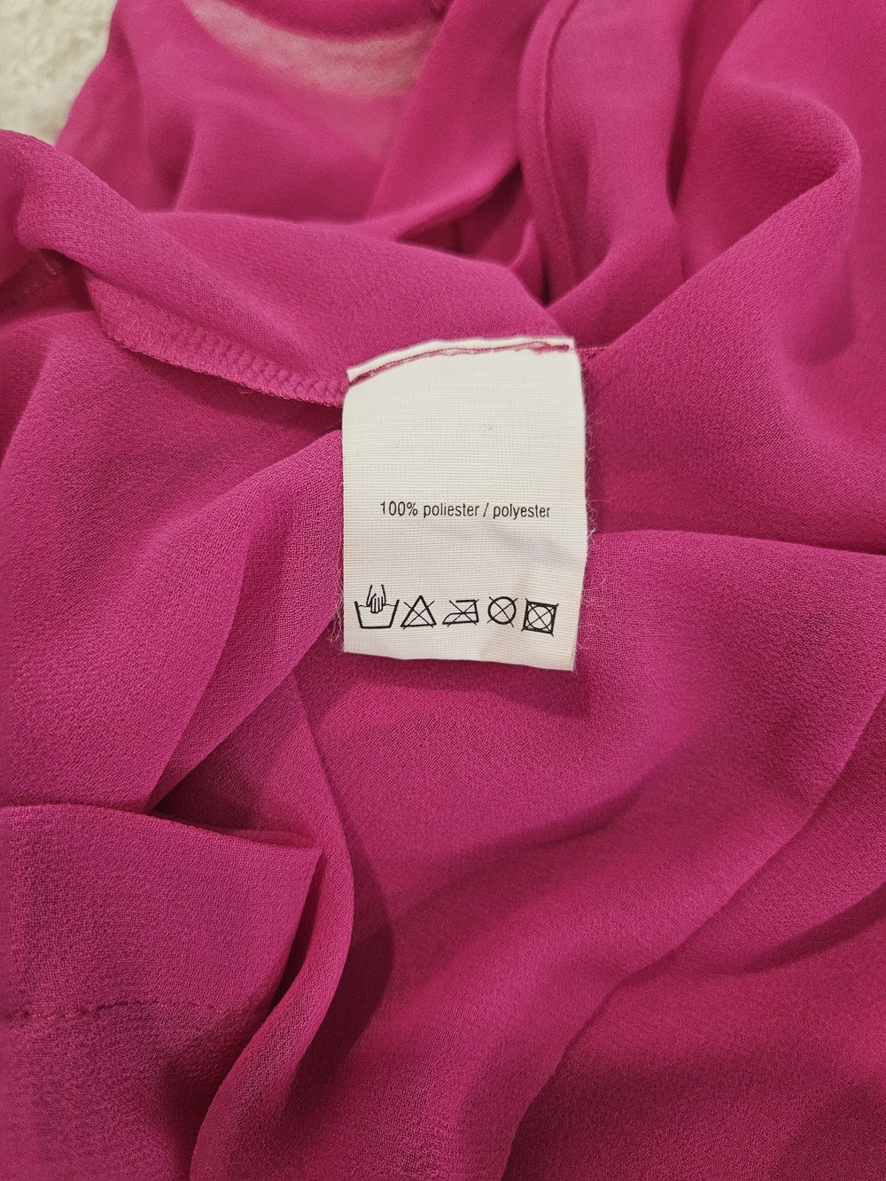 NEW Fuchsia Short Sleeve Top Size M Pink Magenta Sequins Oversized Lightweight - Picture 8 of 8